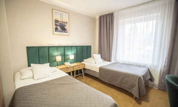 Standardne kaheinimesetuba